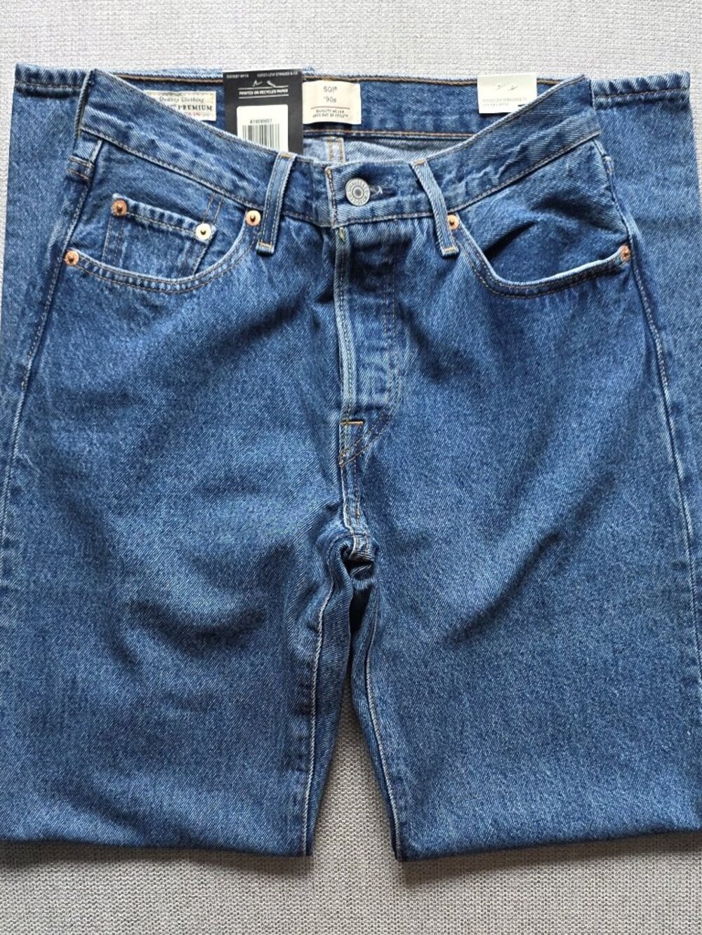 NWT Levi's 501 '90s Jeans - Mid-Blue Wash - Size 24x30 - 100% Cotton